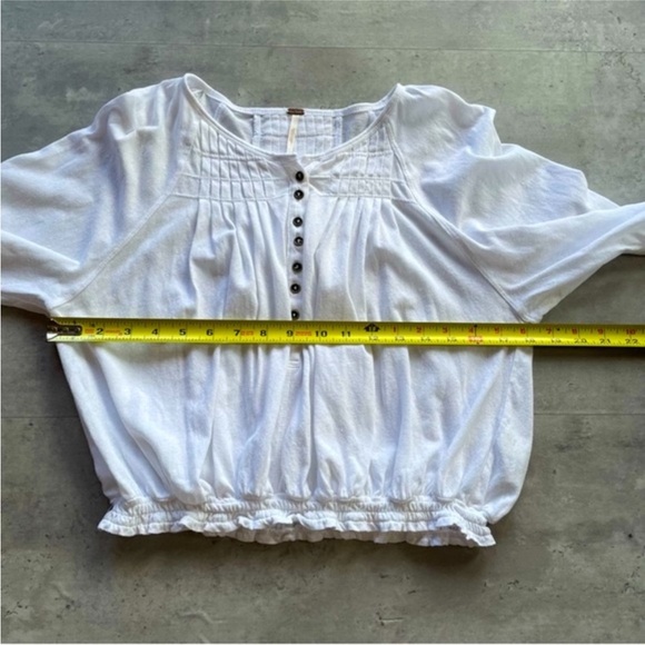 Free People White Cotton Prairie Henley Smocked Top
Size Small - Picture 8 of 9